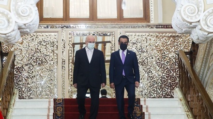 Ketua Parlemen Iran Bertemu Mitranya dari Irak (2)