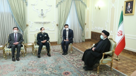 Эрон президенти: Эрон ва Хитой стратегик алоқаларни кенгайтириш учун жиддий иродага эга 