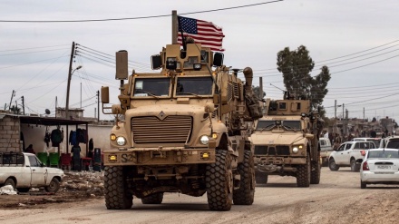 US troops, SDF militants stage joint military drill in eastern Syria as Iraq concerned over Daesh infiltration