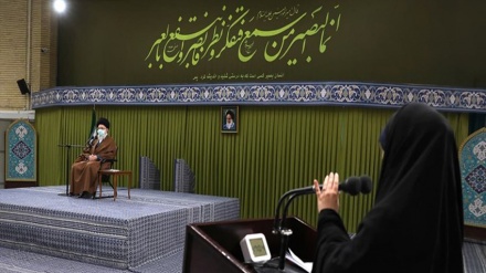 Rahbar Bertemu dengan Perwakilan Organisasi Mahasiswa Iran