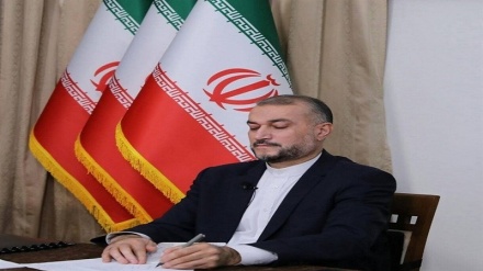 Iran’s FM congratulates world Muslims on advent of Ramadhan