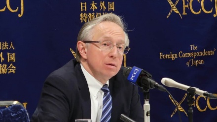 駐日ロシア大使、「虐殺はでっち上げ」