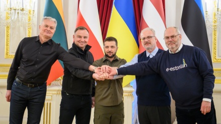 Полша ва болтиқбўйи давлатлари рахбарлари Украинага ташриф буюрдилар (фотожамланма)