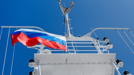 Italia dan Rumania Larang Kapal Rusia Masuk