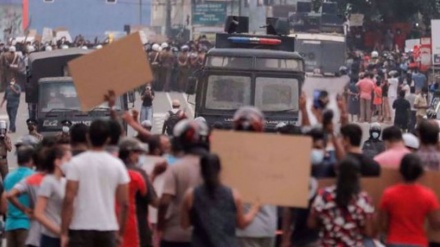 Sri Lanka president reshuffles cabinet amid mounting protests