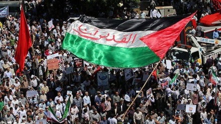 Iranians take to streets to mark Intl Quds Day