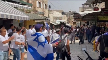 Pawai Bendera Zionis Memicu Bentrokan di Palestina (1)