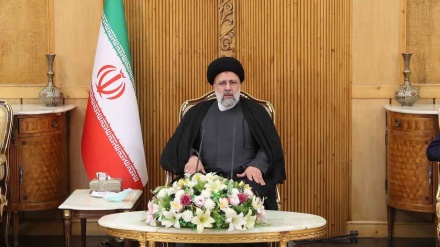 莱希：伊朗和阿曼的友好关系促进本地区国家间的合作