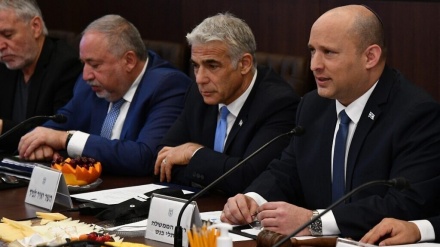 בנט: דורש מהאופוזיציה או להימנע או להיעדר מההצבעה על חוק 