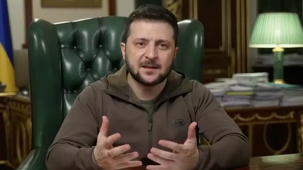 Zelenskiy, Rus güçlerinin doğudaki Harkiyev'den çekildiğini ileri sürdü