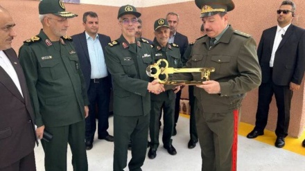 Në Taxhikistan përurohet fabrika e prodhimit të dronëve iranianë 