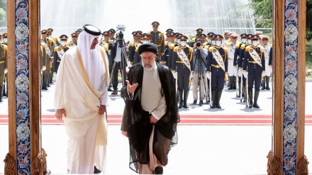 伊朗总统举行仪式欢迎卡塔尔埃米尔访问伊朗