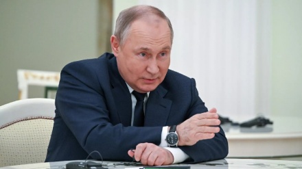 Putin: Largimi i kompanive të huaja nga Rusia bekim për bizneset vendase