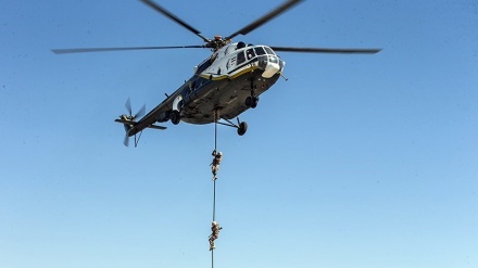 法塔汗特种部队进行直升机快速撤离特殊行动