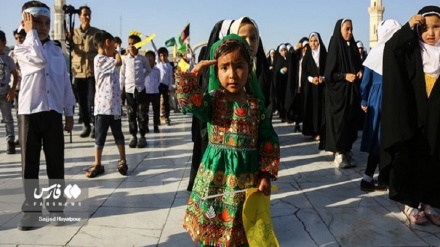 اجتماع پرشور کودکان افغانستانی با همخوانی سلام فرمانده در جمکران