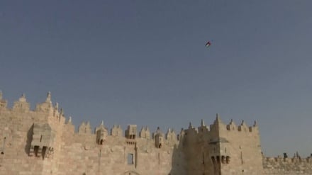 Pawai Bendera Zionis Memicu Bentrokan di Palestina (2)