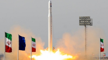 伊朗跻身于世界十个可以制造并发射卫星的国家之列
