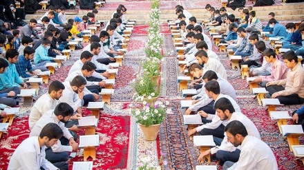 600 Hafiz di Shiraz Berkumpul untuk Tadarus Bersama