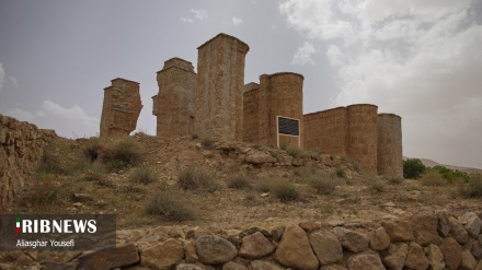 Atashkooh-Feuertempel, ein historisches Denkmal des alten Iran