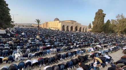 Prière de l'Aïd al-Fitr à la mosquée Al-Aqsa