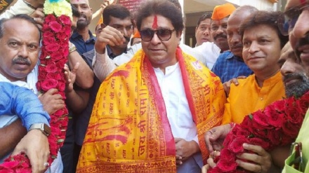 মসজিদ থেকে লাউডস্পিকার সরানো না হলে ‘হনুমান চালিসা’চলবে: হুঁশিয়ারি রাজ ঠাকরের 