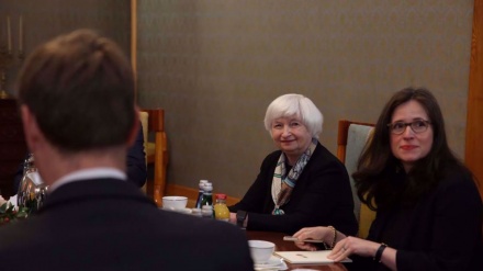 Yellen urges Europeans to adopt a united approach against China