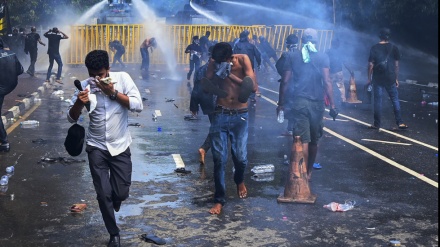 Sri Lanka police teargas protesters in Colombo