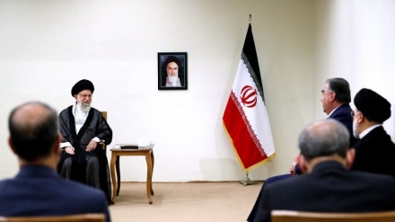 伊朗最高领袖：关注国内潜力将使制裁武器失效