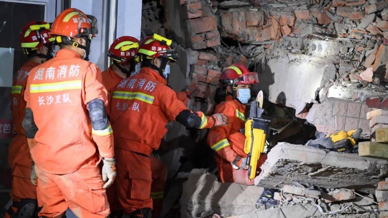 中国长沙房屋倒塌；遇难人数升至26