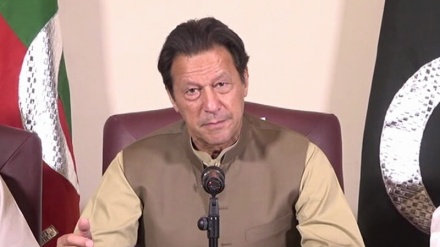 استعفای عمران‌ خان از ریاست اصلی‌ترین حزب مخالف در پاکستان
