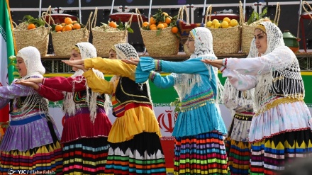 Bahar Narenj-Festival in iranischer Provinz Gilan
