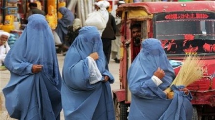 واکنش‌ها به فرمان اخیر طالبان درباره حجاب ادامه دارد