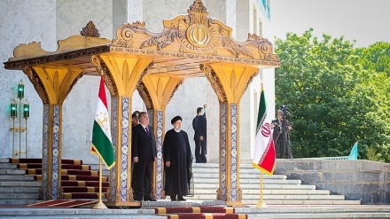 Presiden Iran Sambut Kunjungan Mitranya dari Tajikistan 