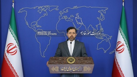 Khatibzadeh: Tak Ada Satu pun Pesawat Iran yang Ditahan di Luar Negeri