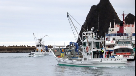 知床の観光船沈没から2週間も複雑な海流で捜索難航、海難専門船が現場へ