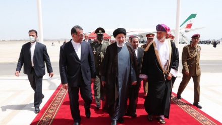 阿曼苏丹正式欢迎伊朗总统