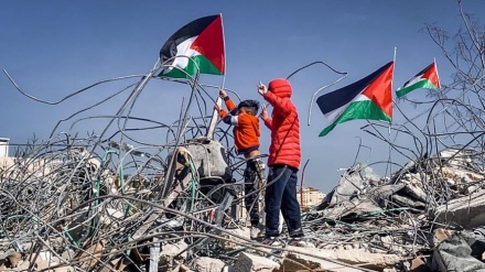 İşgal güçleri Filistinlilerin mülklerine saldırdı, bazılarına yıkım ihtarı verdiler