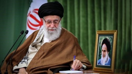 イラン最高指導者が、国の労働力の若返りに向けた努力を強調