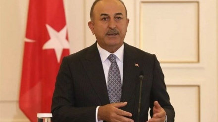 Çavuşoğlu: Ermenistan'daki yönetim, içerdeki radikaller ve dışardaki diaspora tarafından baskı altında