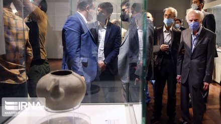Majlis suspends controversial motion on trade of artifacts 
