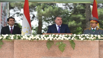 پیام تبریک امام علی رحمان به مرزبانان تاجیکستان