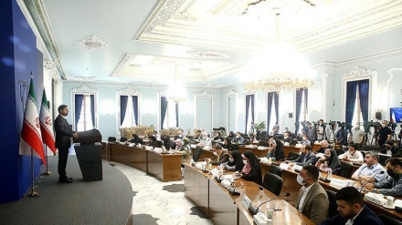 Konferensi Pers Jubir Kemlu Iran