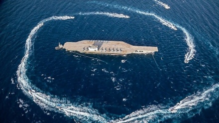 La marina iraniana soccorre l'imbarcazione con i marinai dell'Oman