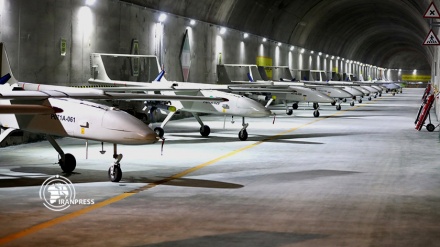 Эрон армиясининг махфий дронлар базаси (видео)