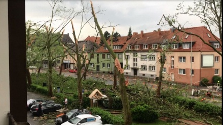 Badai Menerjang Jerman, Puluhan Orang Terluka