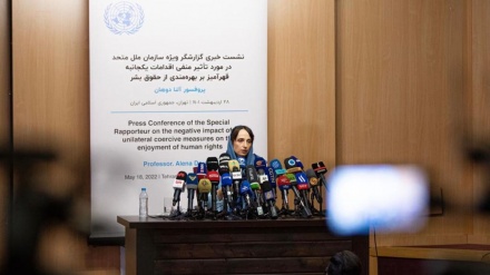 ביקורת חריפה על זכויות האדם האמריקנית