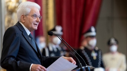 Italia, Mattarella: riconoscenti ai Carabinieri per 208° anniversario