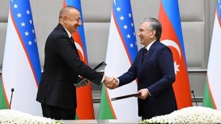 Имзои 18 санди ҳамкории раисони ҷумҳурии Узбекистону Ҷумҳурии Озарбойҷон