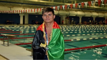 کسب مدال طلای مسابقات جهانی شنا توسط ورزشکار معلول افغان