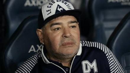 Morte Maradona, medici e infermieri finiscono in giudizio per omicidio